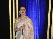 Rekha to Play Begum in Katrina Kaif-Aditya Roy Kapoor's 'Fitoor'