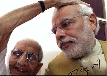 Narendra Modi 's selfie with mother has now gone viral.