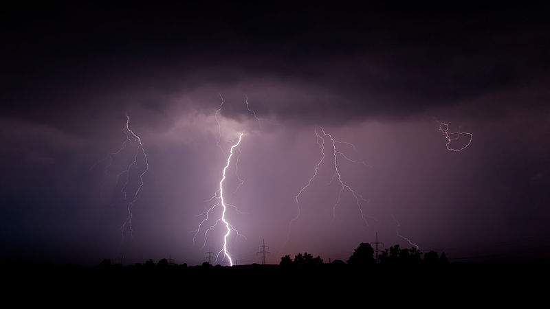 Solar Wind Linked to Lighting Strikes; Researchers Find