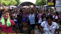 thai-anti-government-protesters-welcome-martial-law