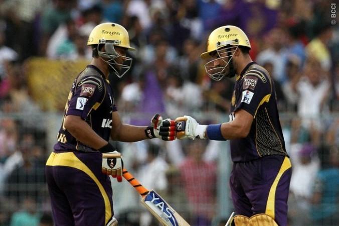 KKR batsmen Shakib Al Hasan and Robin Uthappa punch gloves during their brilliant partnership against RCB, 22 May Robin Uthappa KKR Shakib Al Hasan