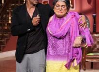 Akshay Kumar Promote 'Holiday' on Comedy Night with Kapil