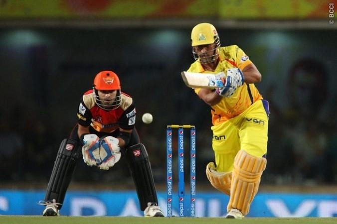 Can MS Dhoni and CSK stop the Mumbai Indians juggernaut? MS Dhoni CSK Naman Ojha Sunrisers Hyderabad