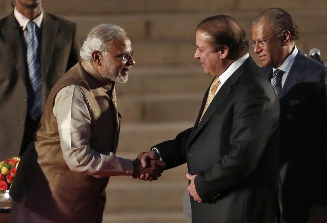 'Mother's Love' gets Modi-Sharif to Bond; All Eyes on India-Pak Talks