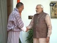 pm-narendra-modi-meets-with-saarc-nation-heads