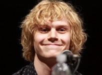 Evan Peters