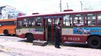 thai-bus-conductors-wear-nappies-due-to-lack-of-toilets