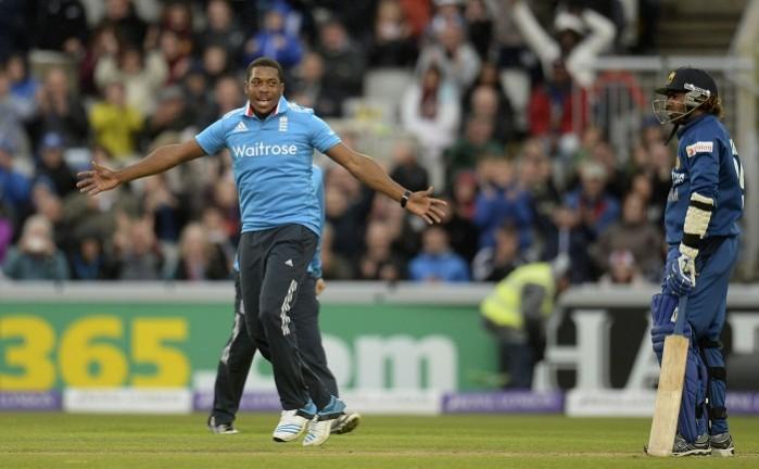 England fast bowler Chris Jordan celebrates the wicket of Lasith Malinga in the 3rd ODI, 28 May Chris Jordan England