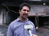 fire-engulfs-a-hotel-in-kashmir-four-dead