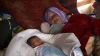 syrian-refugee-mothers-find-solace-in-babies