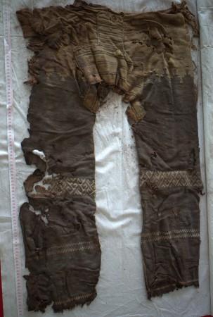 World's First Trousers over 3,000 Years Old Discovered from Chinese Graveyard (German Archaeological Institute in Berlin)