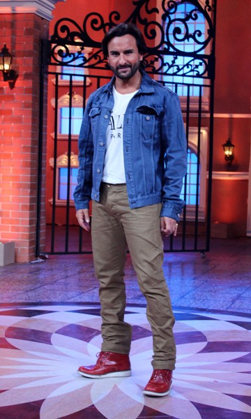 Promotion of 'Humshakals' on the sets of star plus's special episode 'Humshakal hasee house'