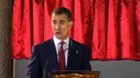 spains-future-king-felipe-vows-to-serve-the-nation