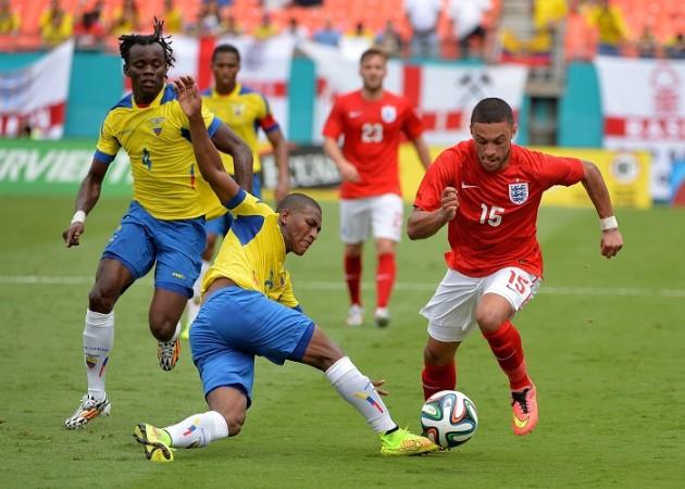 England midfielder Alex Oxlade-Chamberlain suffered a knee injury in the friendly against Ecuador Alex Oxlade-Chamberlain England