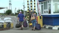 east-ukrainians-fleeing-fighting-cross-border-to-russia