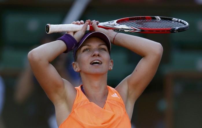 Simona Halep is over the moon after defeating Andrea Petkovic in the semifinals, 5 June Simona Halep French Open