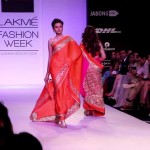 sexy-six-yards-mandira-bedi-style