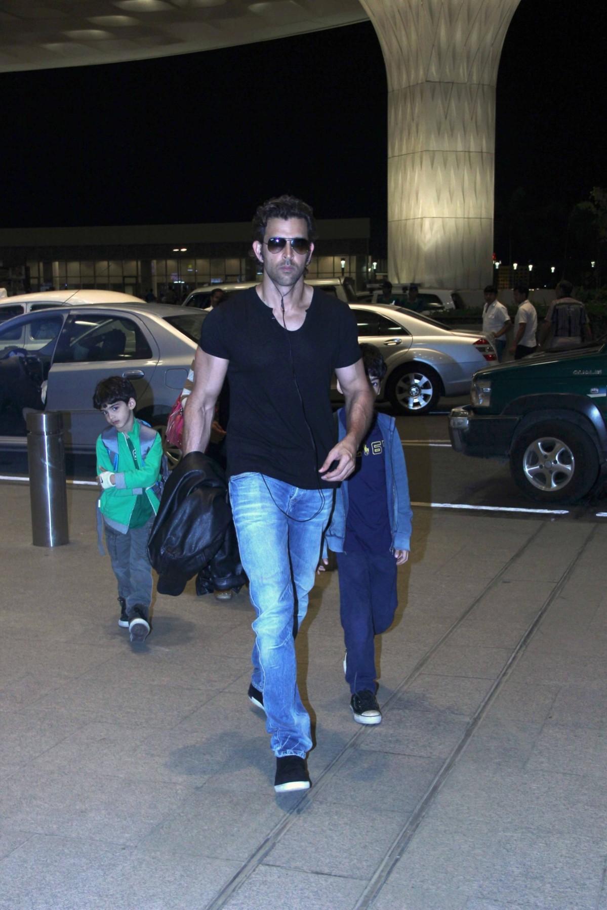 Hrithik Roshan spotted at Mumbai airport with his sons Hrehaan and Hredaan Hrithik Roshan