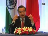 china-foreign-minister-meets-pranab-calls-for-greater-cooperation