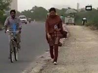 rain-and-hailstorm-lashes-delhi-and-noida-mumbai-faces-high-tides