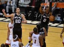 Kawhi Leonard dunk