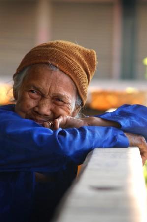 Poor Aged Citizens in Bangalore Left Starving as Civic Body Stops Midday Meal Scheme (Representational Image)