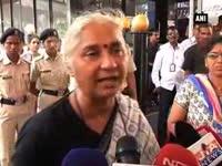 social-activists-protest-against-raising-narmada-dam-height-by-17-meters