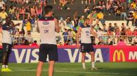 crowds-gather-for-frances-world-cup-training