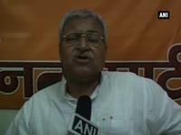 up-cm-should-either-maintain-law-or-resign-bjp