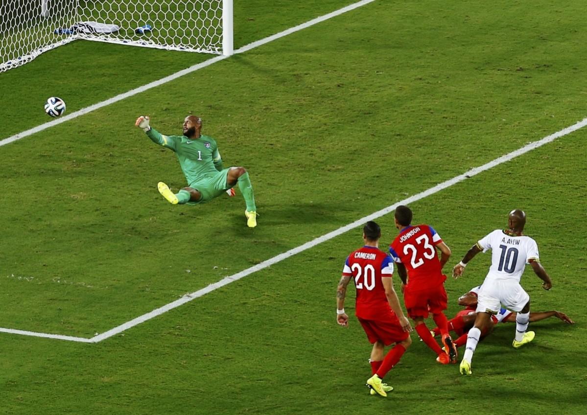 Ghana's Ayew scores the equaliser against the U.S. during their 2014 World Cup Group G soccer match at the Dunas arena in Natal Ghana vs USA