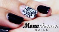 monochrome-nails
