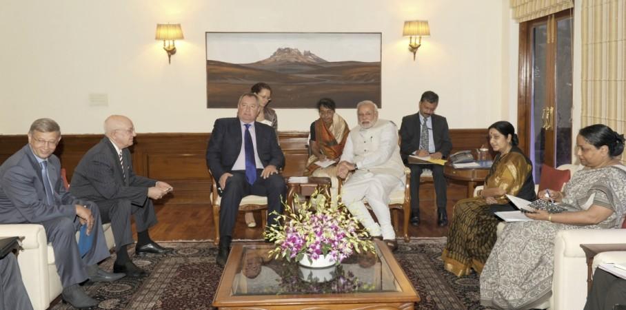 Russia's DPM Rogozin and Indian PM Modi attend a meeting in New Delhi Russia's DPM Rogozin and Indian PM Modi attend a meeting in New Delhi