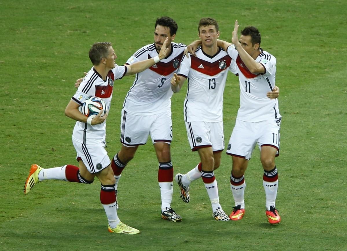 Fifa World Cup 2014 Highlights Kloses Record Equalling Strike Helps Germany Earn A Point 