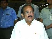 venkaiah-naidu-takes-a-ride-on-airport-express-line