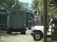 gun-battle-between-indian-security-forces-and-militants-rages-in-kashmir
