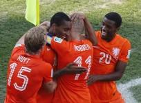 Leroy Fer Netherlands Wijnaldum Robben Kuyt