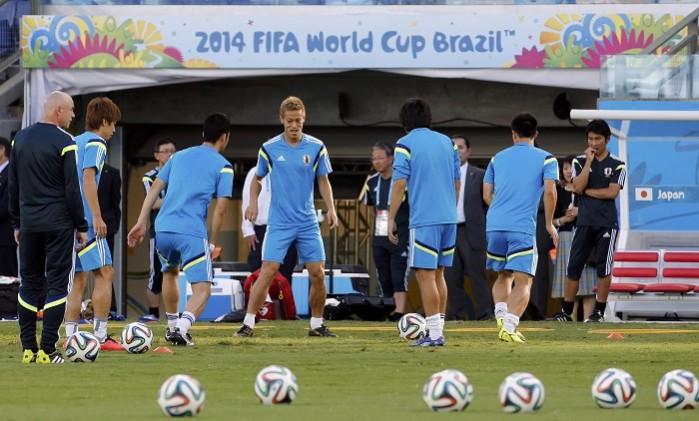 Japan have a slim chance of qualifying into the second round Japan