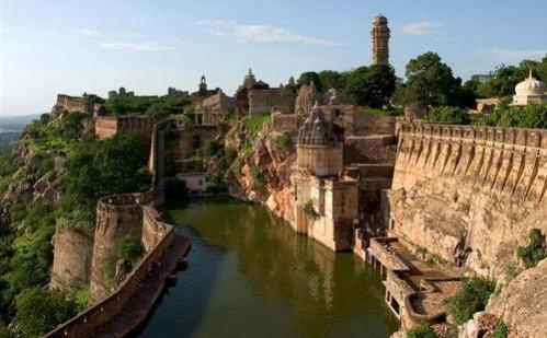 Hill Forts of Rajasthan Hill Forts of Rajasthan