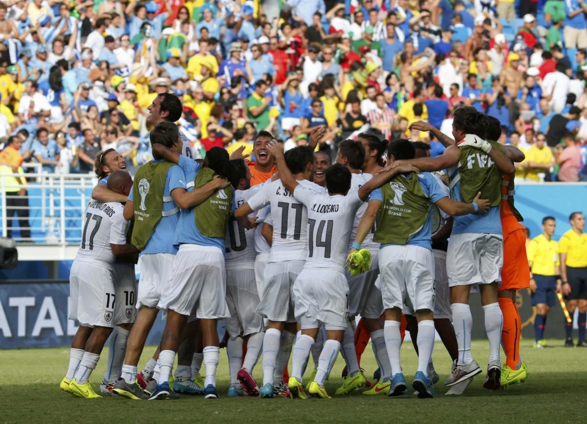 FIFA World Cup 2014 Highlights: Uruguay in Last Sixteen afte