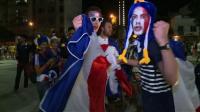 france-and-ecuador-fans-in-rio-de-janeiro