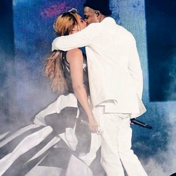 Beyonce, Jay Z Say Marriage Unbreakable, Seal it with Passionate On ...