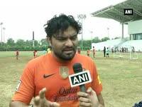 singer-babul-supriyo-turns-dribbler-with-budding-footballer-in-new-delhi
