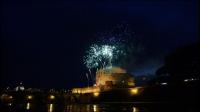 fireworks-over-the-castel-santangelo-for-romes-patrons