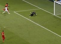 Romelu Lukaku Belgium Tim Howard USA