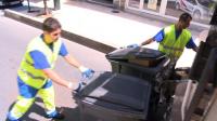 rubbish-collector-a-job-with-a-sparkling-future