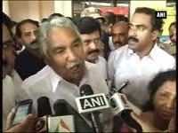 oommen-chandy-reaches-kochi-airport-to-receive-nurses-says-very-relieved