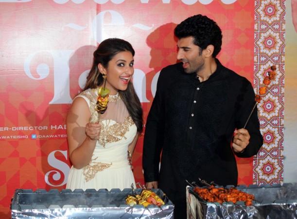 Parineeti Chopra and Aditya Roy Kapur at the trailer launch of 'Daawat-e-Ishq' Parineeti Chopra and Aditya Roy Kapur at the trailer launch of 'Daawat-e-Ishq'