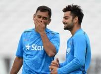 MS Dhoni Virat Kohli India