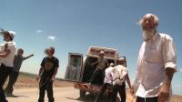 hasidic-settlers-cheer-israeli-soldiers-near-gaza-border