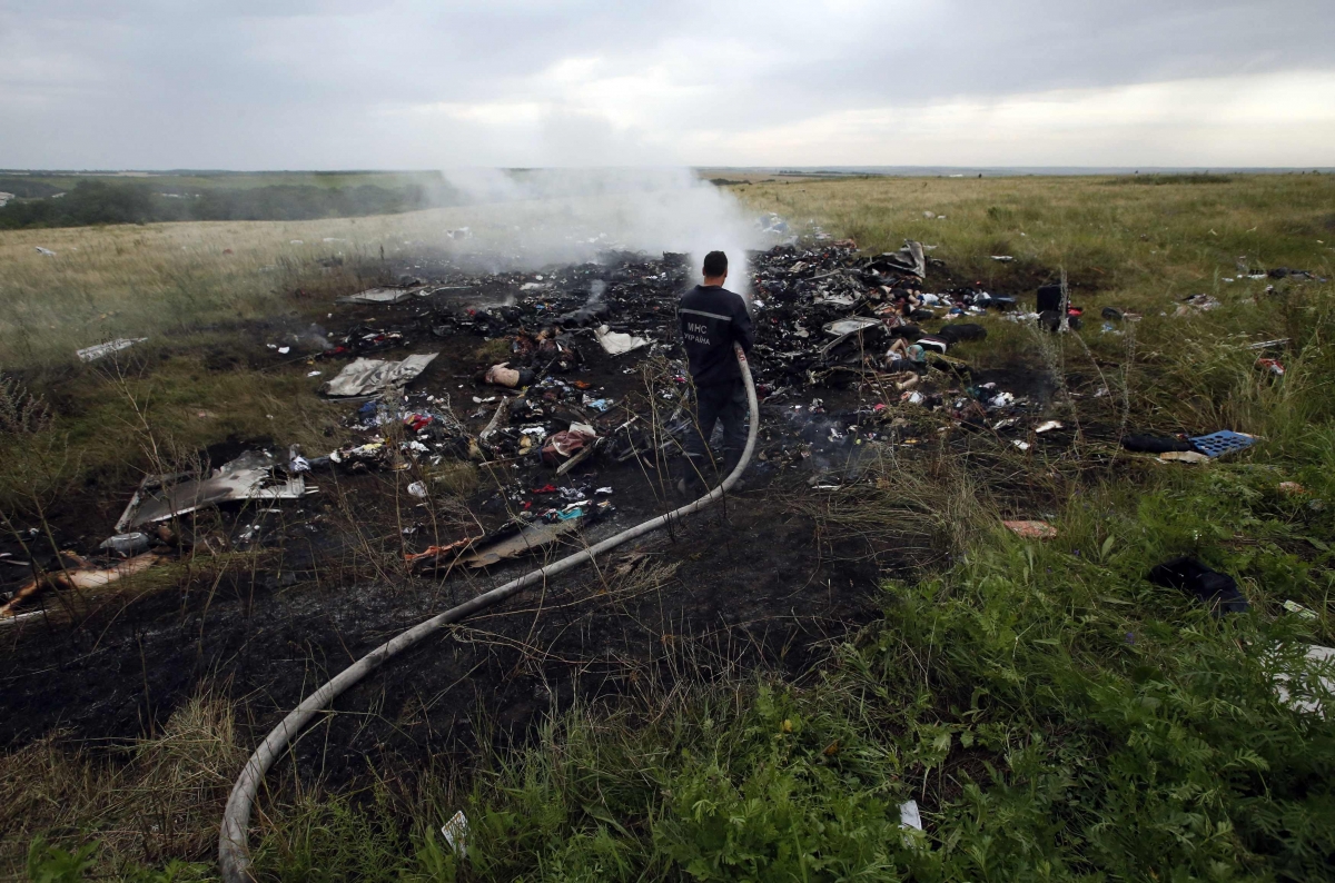 Malaysia Airlines MH17 Shot Down: Devastating Images Of The Plane Crash ...